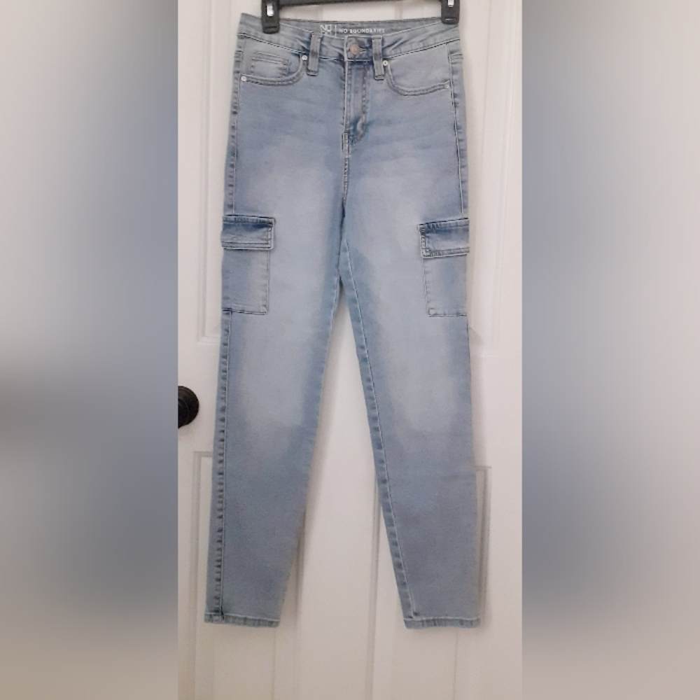 Juniors Cargo Jeans, Never Worn, Size 3